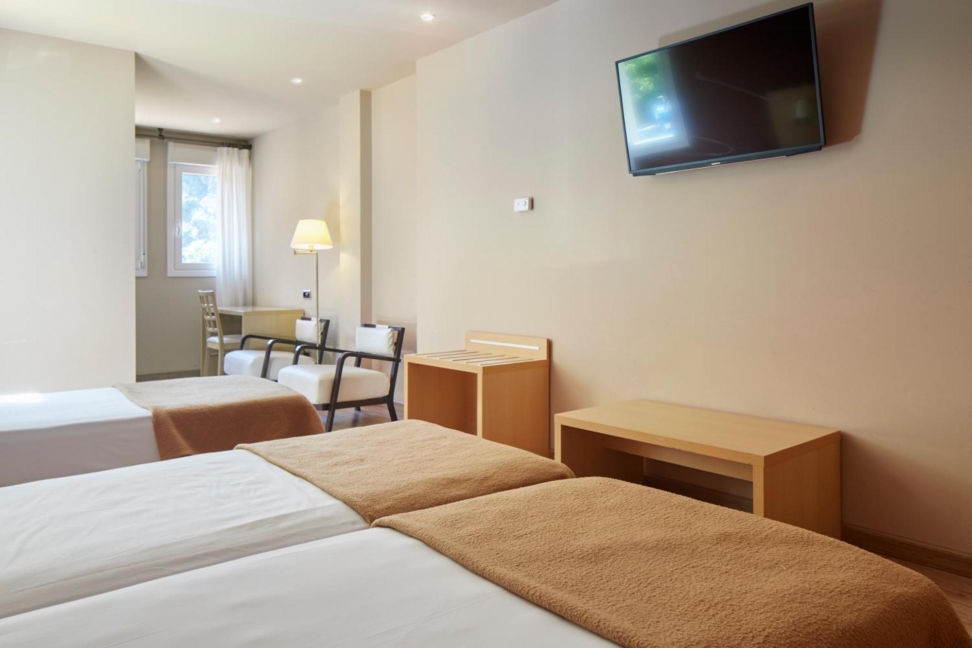 Iraipe Santuario De Arantzazu Hotel Oñate Kültér fotó